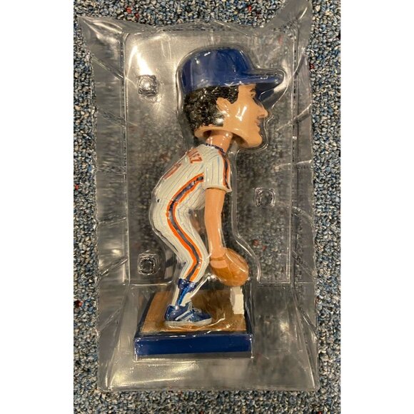 NIB Keith Hernandez New York Mets Bobblehead Gold's SGA New - Picture 3 of 5